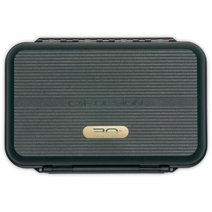 30th Anniversary Fly Case fra C&f Design
